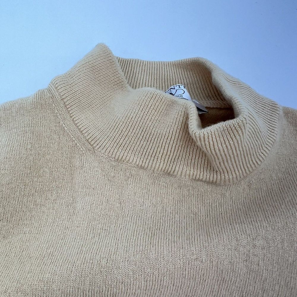 Valentino Studio Long Sleeve Mock Neck Sweater 100% Merino Wool Italy Size Small - Picture 3 of 6